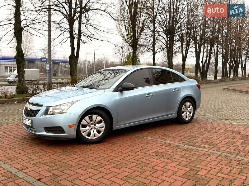 Седан Chevrolet Cruze 2011 в Харькове фото 7 Седан Chevrolet Cruze 2011 в Харькове