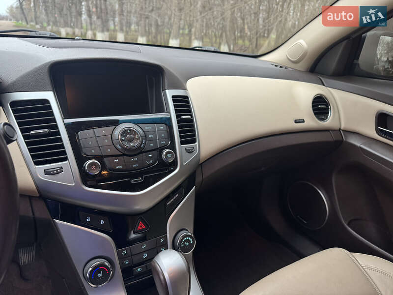 Седан Chevrolet Cruze 2014 в Одессе фото 35 Седан Chevrolet Cruze 2014 в Одессе