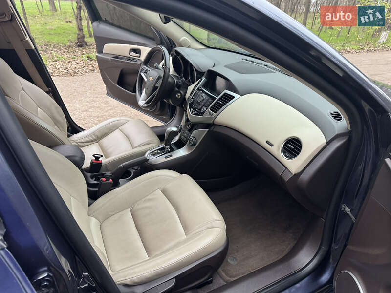 Седан Chevrolet Cruze 2014 в Одессе фото 39 Седан Chevrolet Cruze 2014 в Одессе