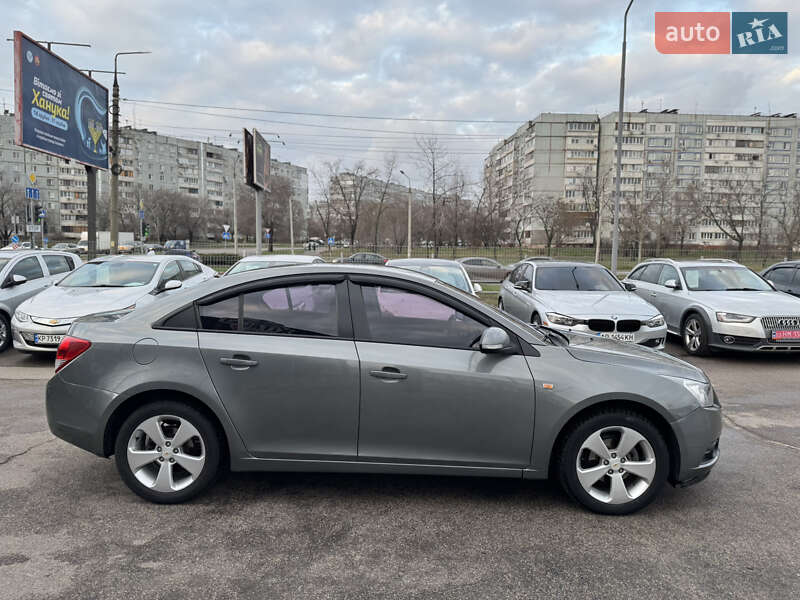 Седан Chevrolet Cruze 2009 в Запорожье фото 5 Седан Chevrolet Cruze 2009 в Запорожье