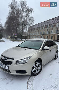 Седан Chevrolet Cruze 2014 в Чернігові