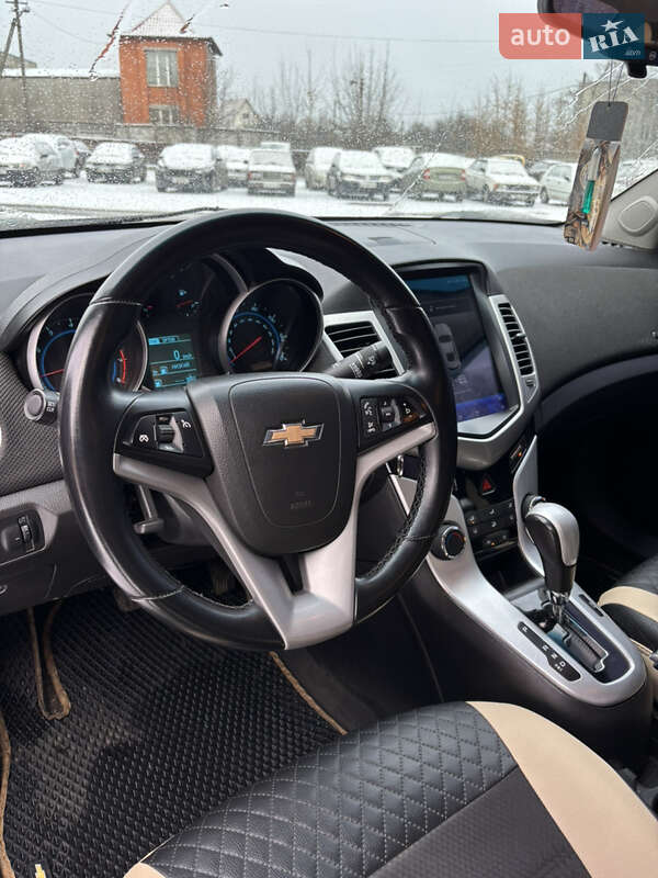 Седан Chevrolet Cruze 2014 в Чернигове