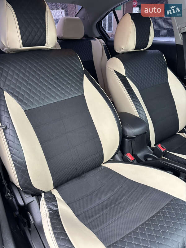 Седан Chevrolet Cruze 2014 в Чернигове