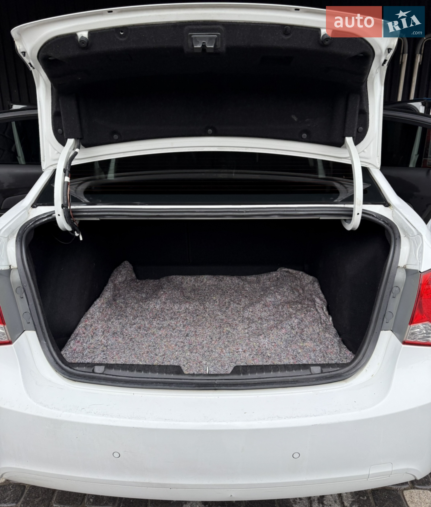 2012 Chevrolet Cruze - мініатюра 3