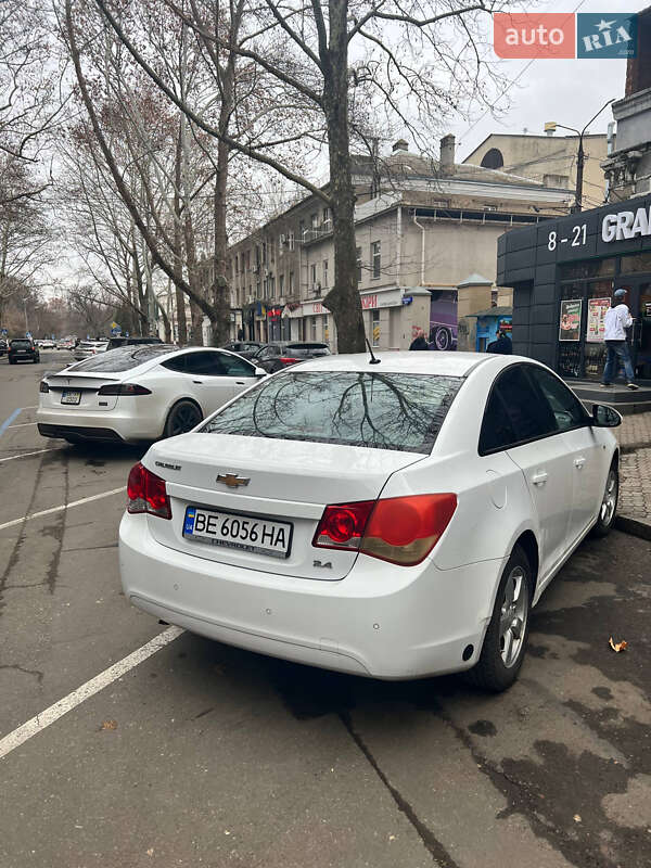 Седан Chevrolet Cruze 2010 в Миколаєві