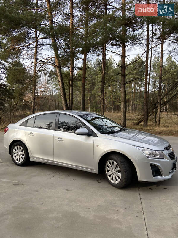 Седан Chevrolet Cruze 2012 в Шепетівці