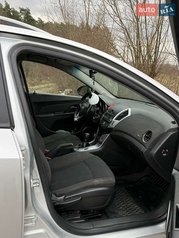 Универсал Chevrolet Cruze 2013 в Львове