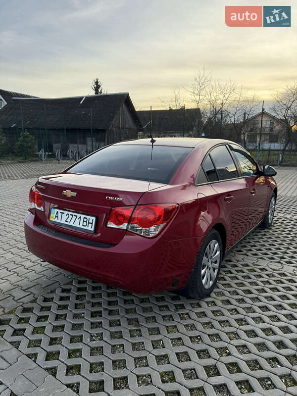 Седан Chevrolet Cruze 2012 в Івано-Франківську