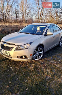 Седан Chevrolet Cruze 2013 в Києві