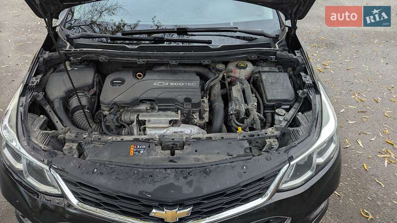 Седан Chevrolet Cruze 2017 в Рівному