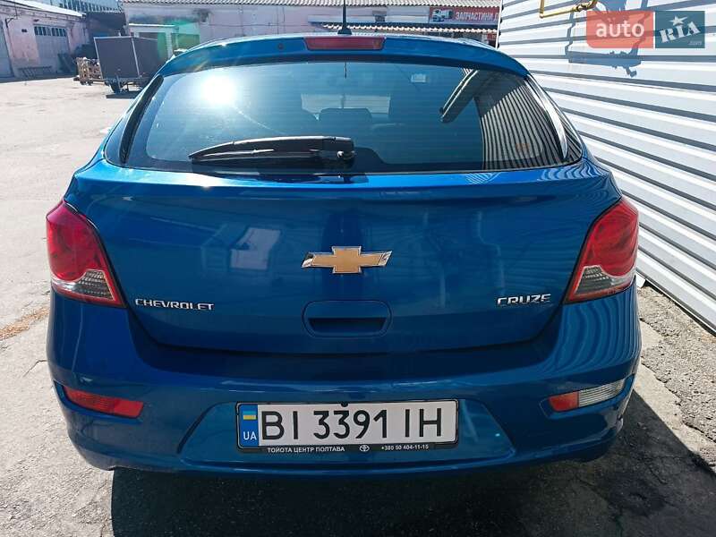 Хэтчбек Chevrolet Cruze 2011 в Полтаве