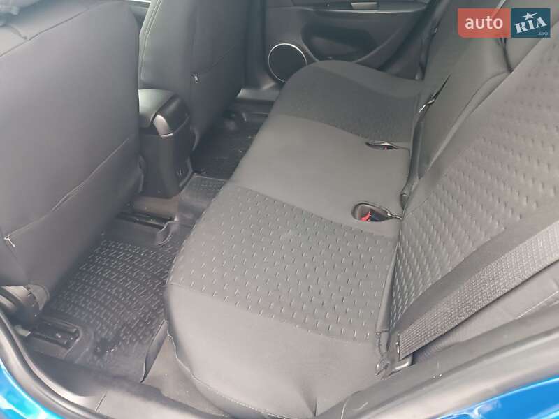 Хэтчбек Chevrolet Cruze 2011 в Полтаве