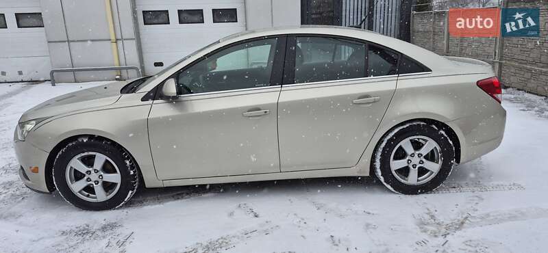 Седан Chevrolet Cruze 2014 в Днепре