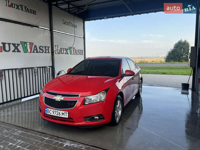 Седан Chevrolet Cruze 2010 в Дрогобичі