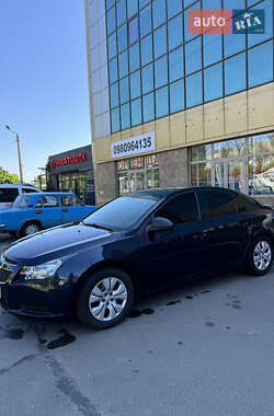 Седан Chevrolet Cruze 2014 в Николаеве