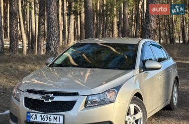 Седан Chevrolet Cruze 2014 в Чернигове