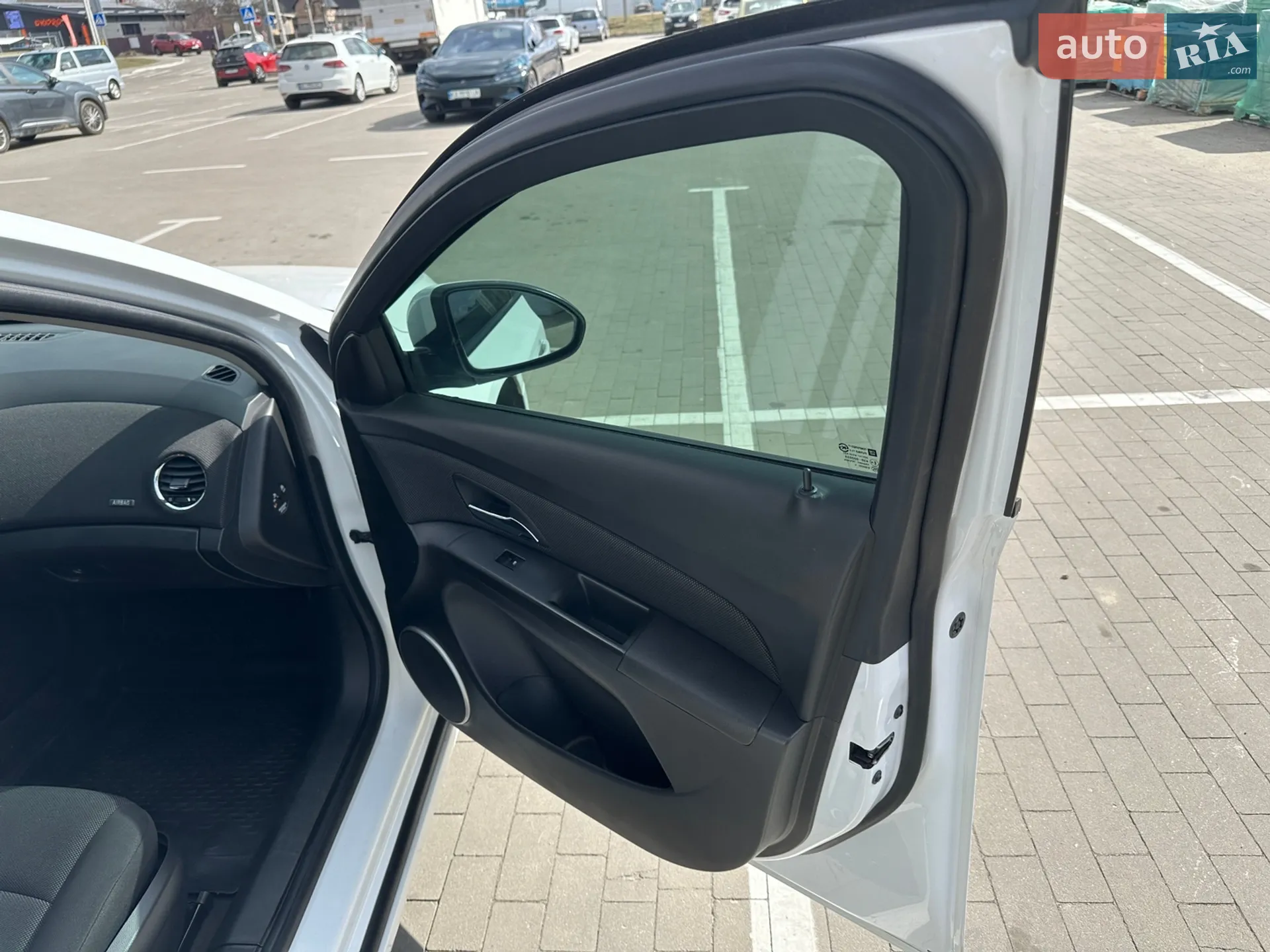 2012 Chevrolet Cruze - мініатюра 18