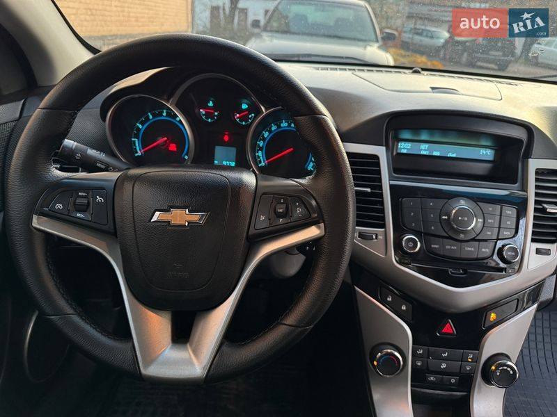 Седан Chevrolet Cruze 2011 в Житомире