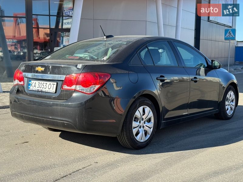 Седан Chevrolet Cruze 2015 в Киеве