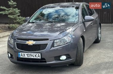 Хэтчбек Chevrolet Cruze 2012 в Харькове
