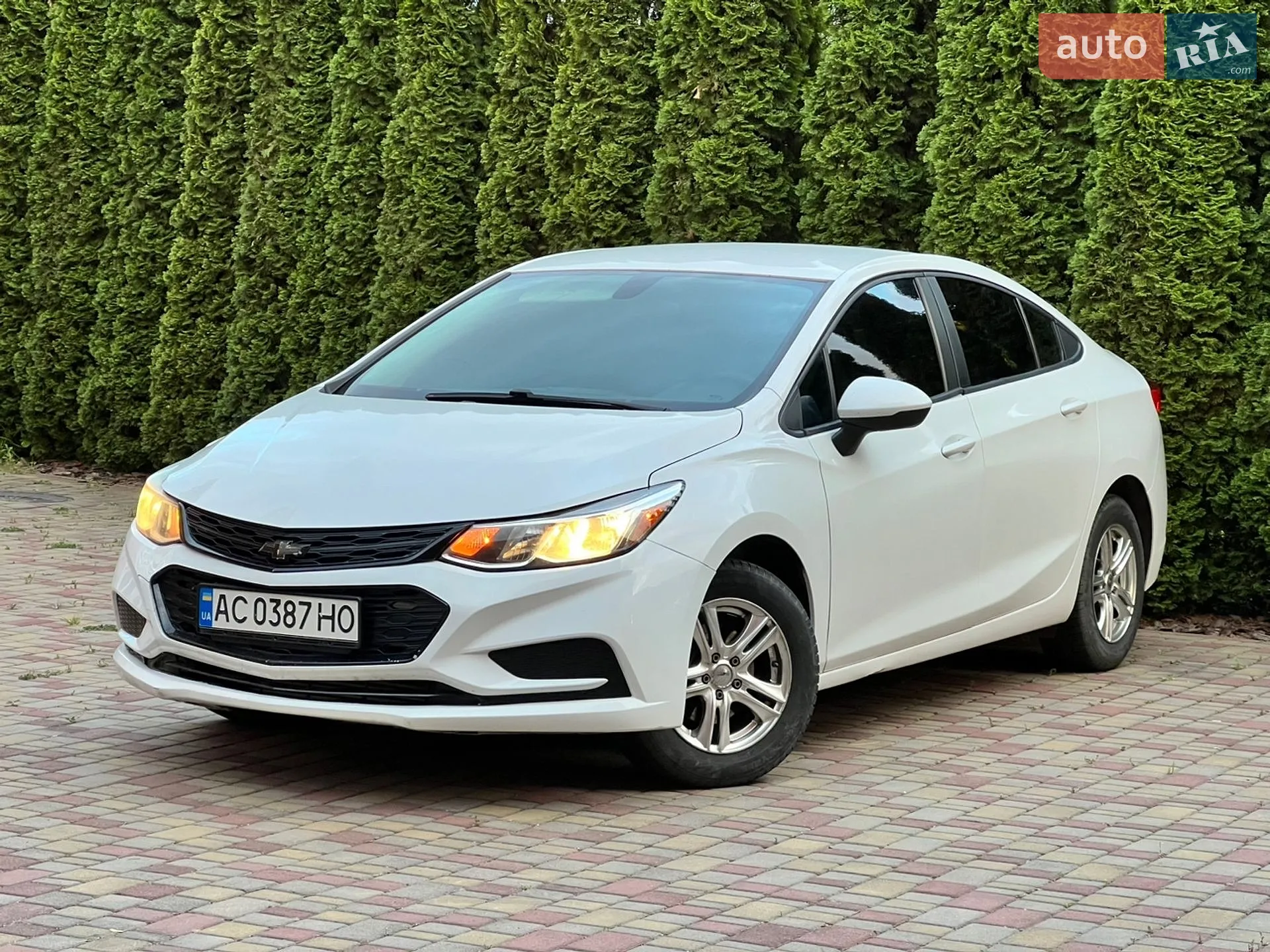2018 Chevrolet Cruze - фото 1