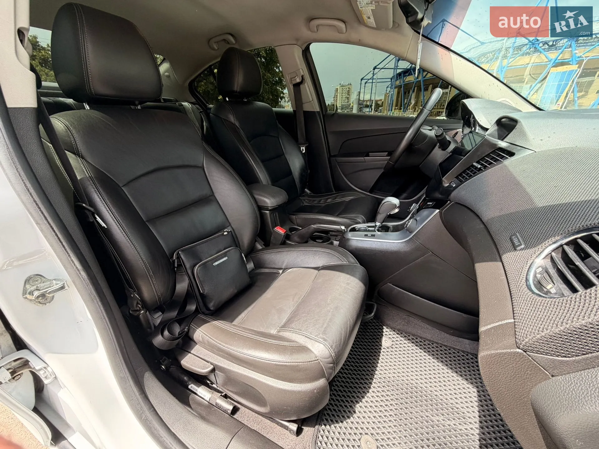 2012 Chevrolet Cruze - мініатюра 36