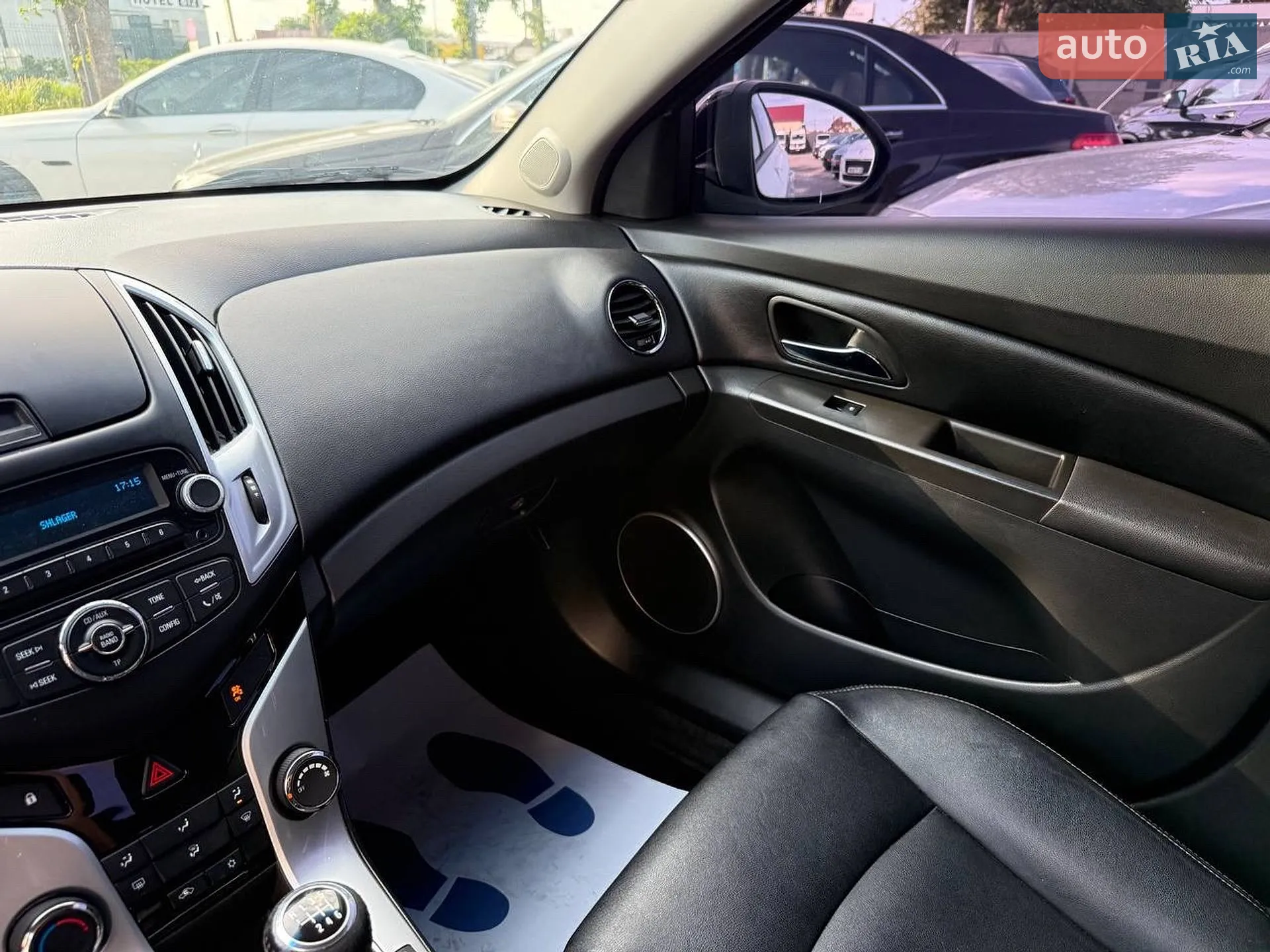 2013 Chevrolet Cruze - мініатюра 32