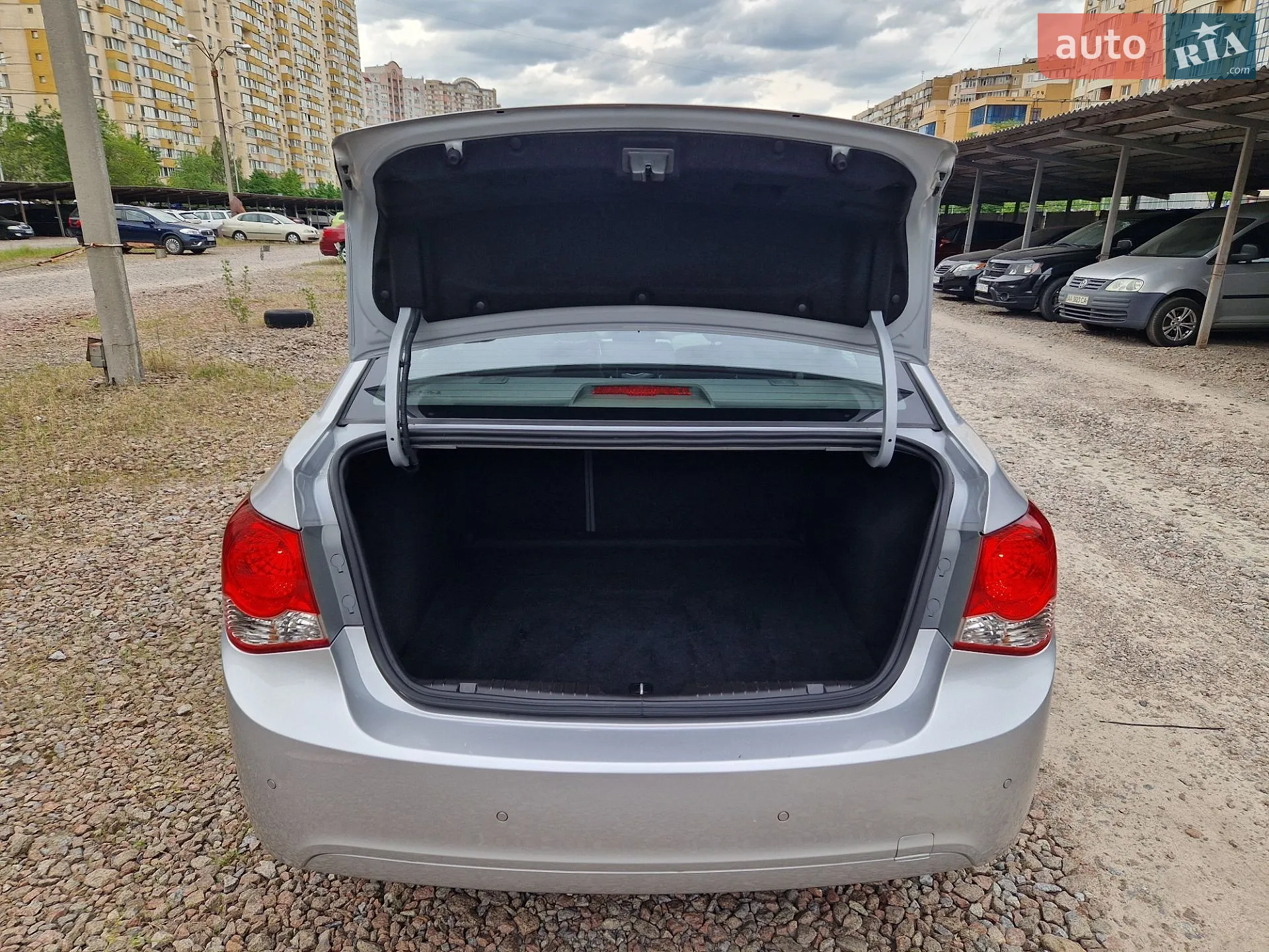 2010 Chevrolet Cruze - мініатюра 56