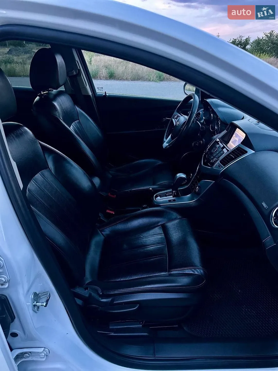 2012 Chevrolet Cruze - мініатюра 10