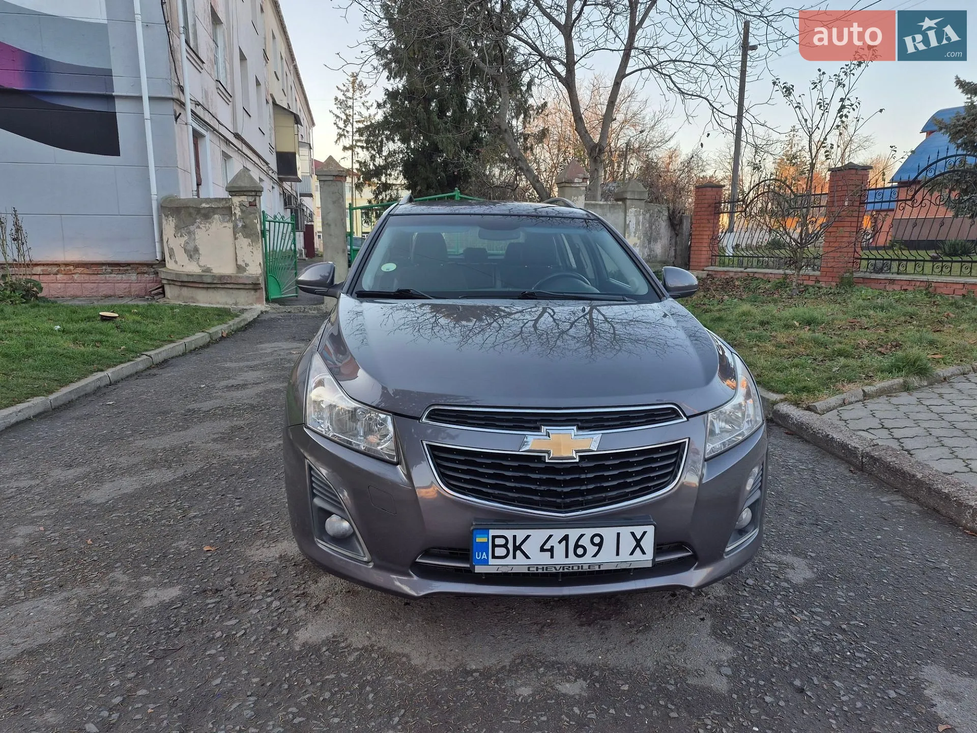 2013 Chevrolet Cruze - мініатюра 2