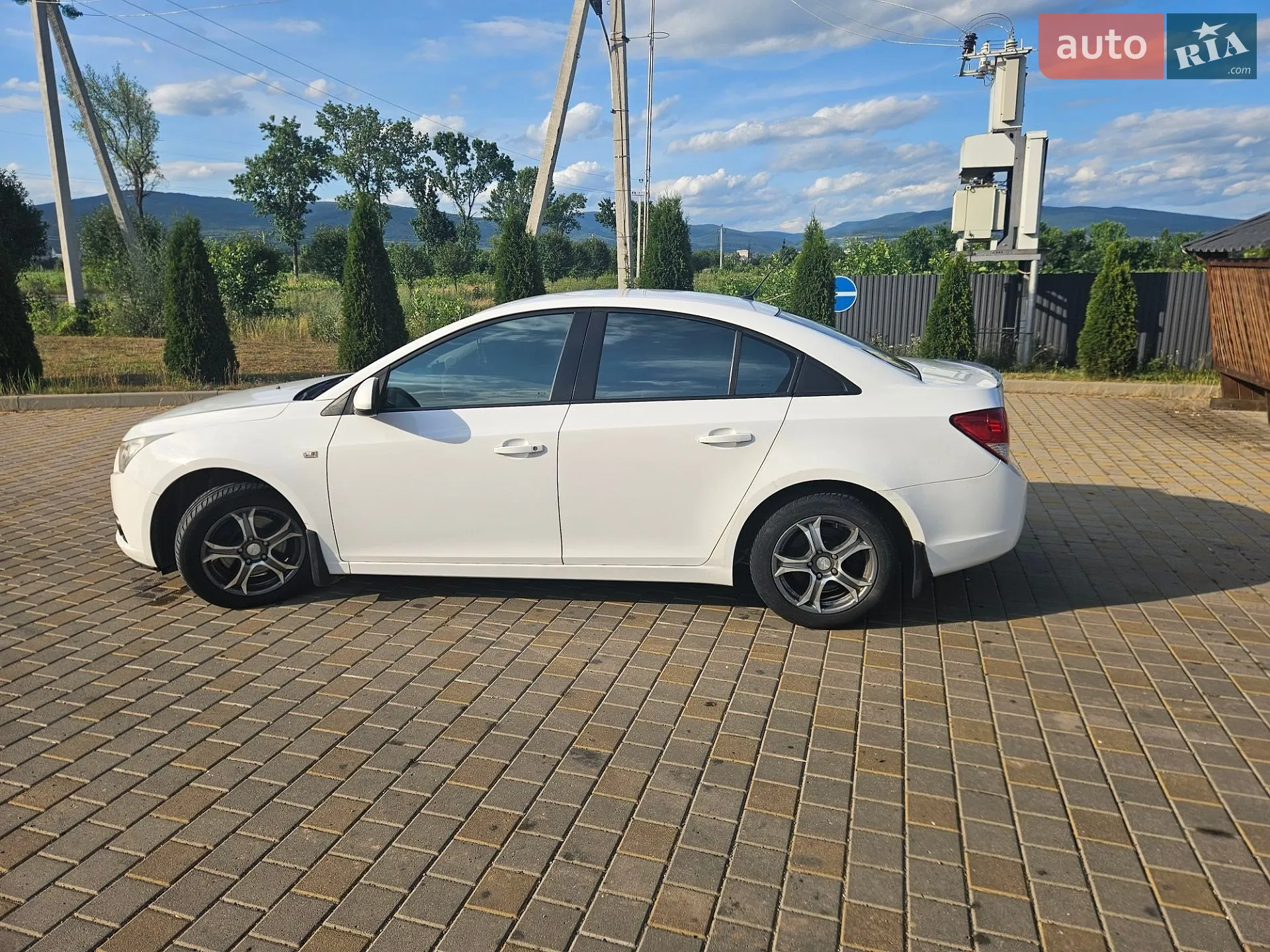 2010 Chevrolet Cruze - мініатюра 5