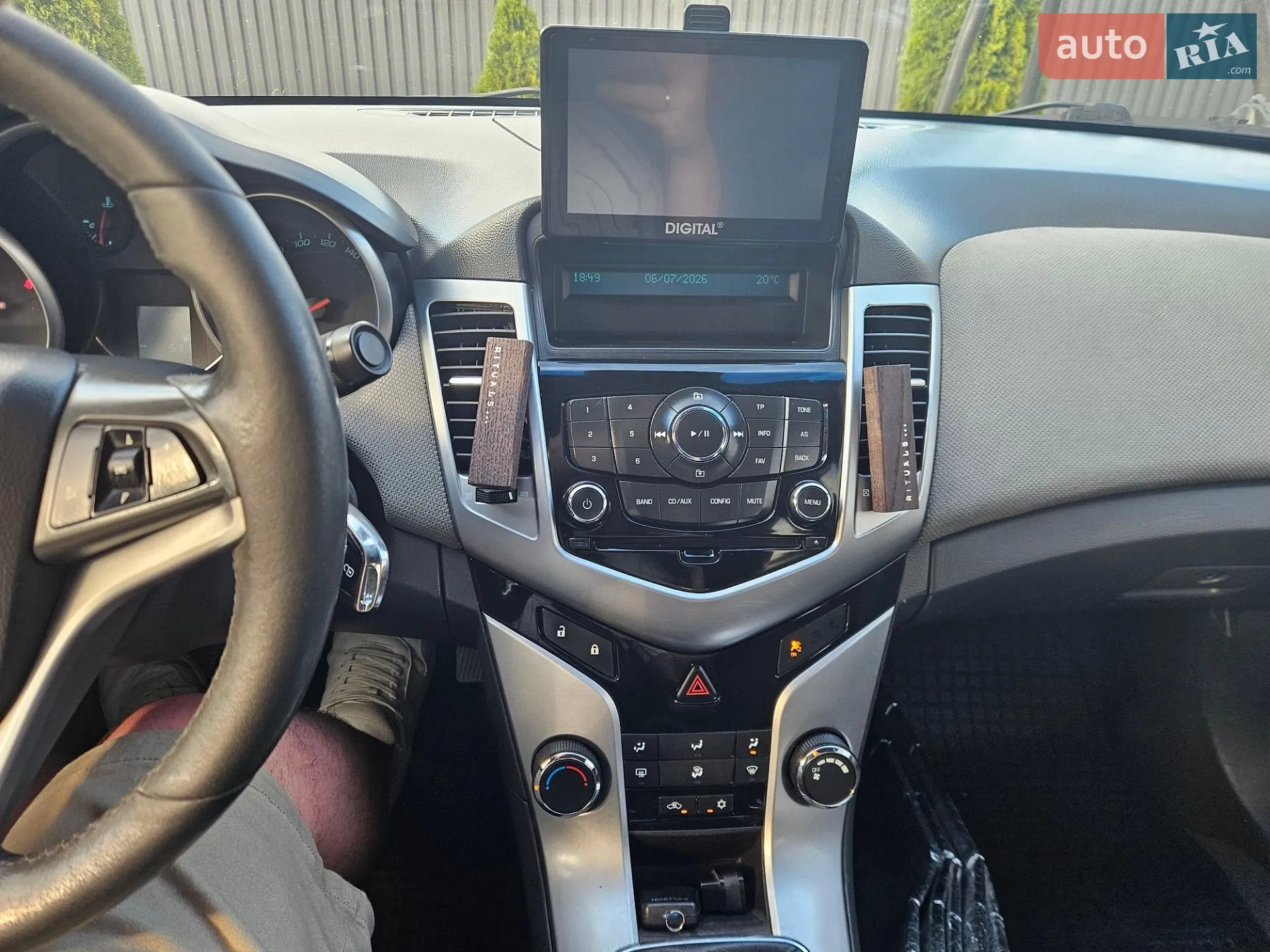 2010 Chevrolet Cruze - мініатюра 31