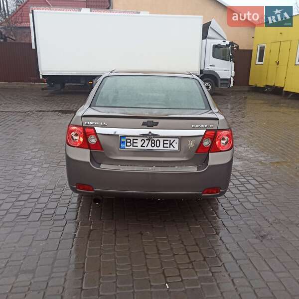 Седан Chevrolet Epica 2007 в Первомайске