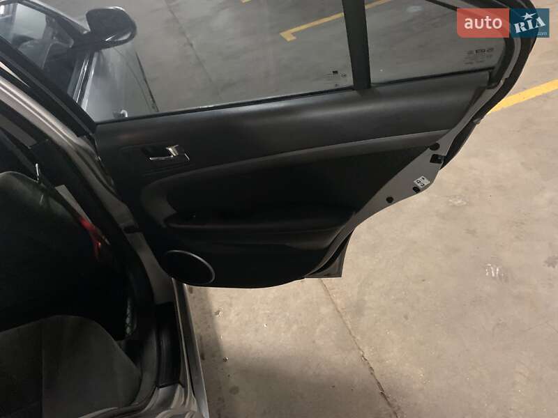Седан Chevrolet Epica 2008 в Харькове фото 8 Седан Chevrolet Epica 2008 в Харькове