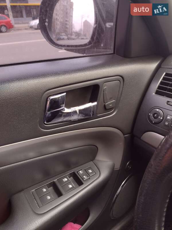 Седан Chevrolet Epica 2009 в Киеве