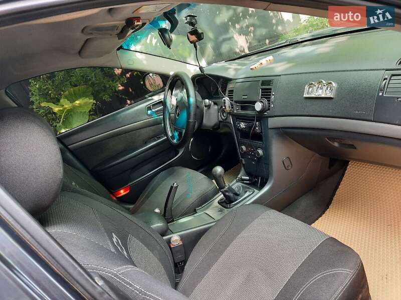 Седан Chevrolet Epica 2006 в Ізмаїлі