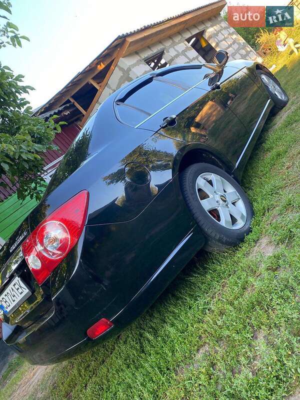 Седан Chevrolet Epica 2008 в Городні