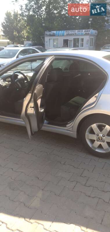 Chevrolet Epica 2007