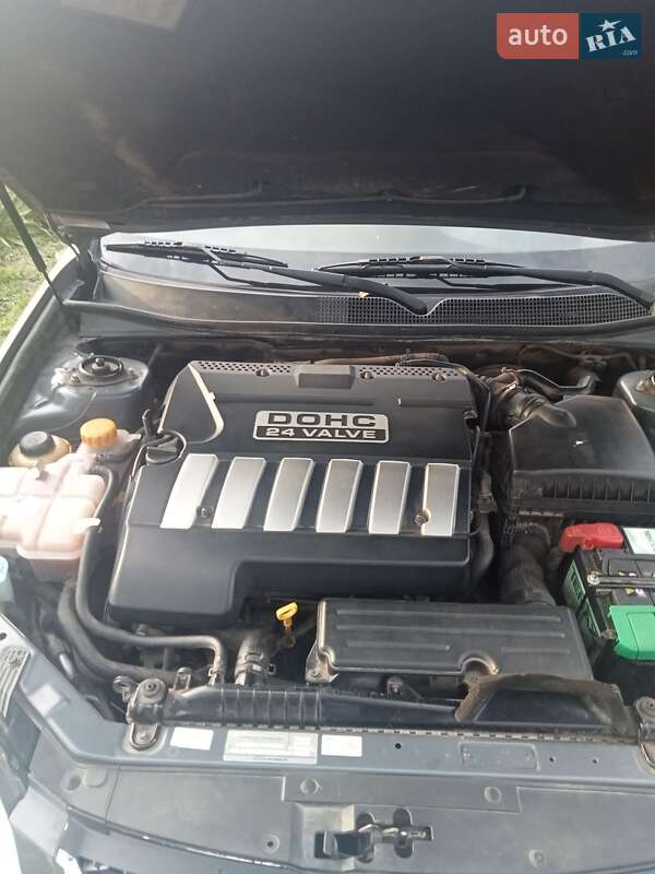 Седан Chevrolet Epica 2010 в Жидачові