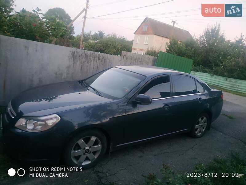 Седан Chevrolet Epica 2006 в Полтаві