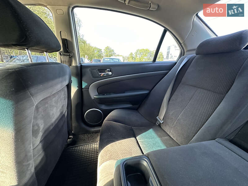 Седан Chevrolet Epica 2008 в Львове