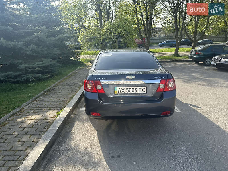 Седан Chevrolet Epica 2008 в Львове