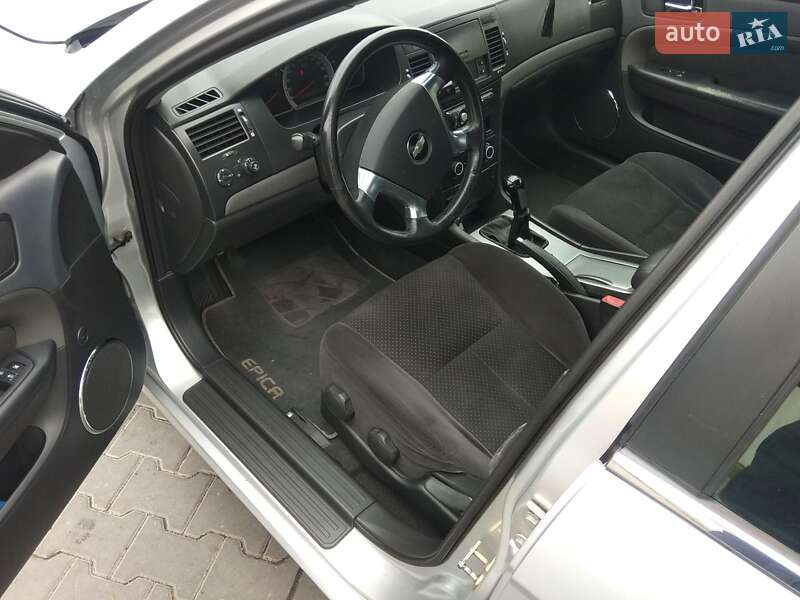 Седан Chevrolet Epica 2006 в Вінниці