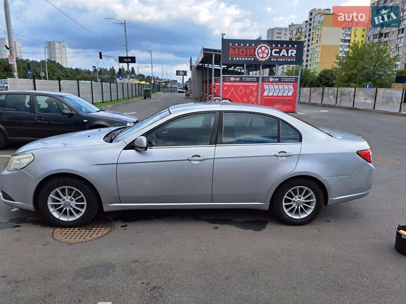 Седан Chevrolet Epica 2008 в Киеве