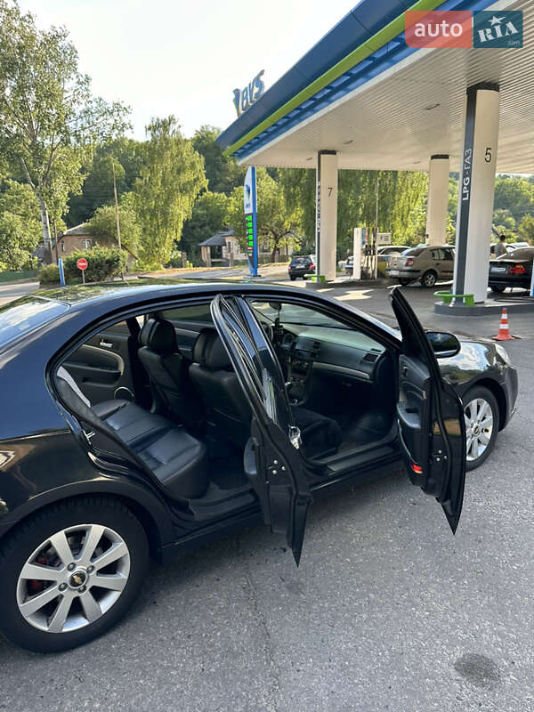 Седан Chevrolet Epica 2009 в Полтаві