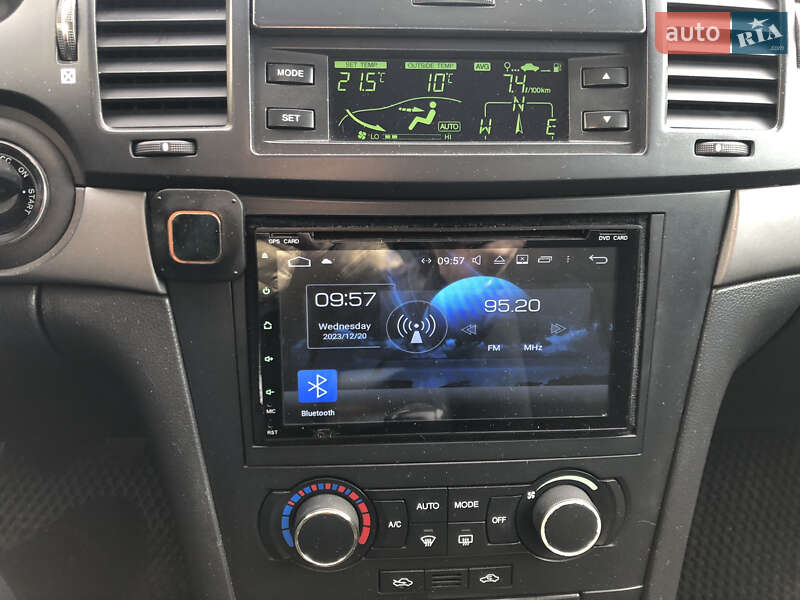 Седан Chevrolet Epica 2008 в Києві