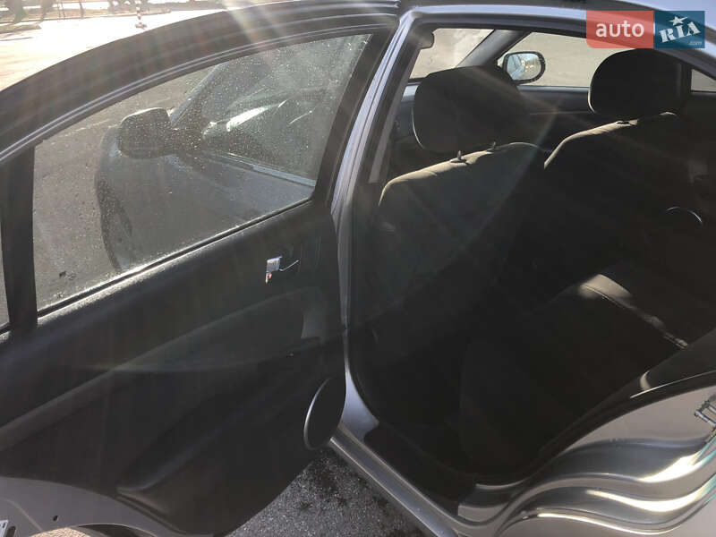 Седан Chevrolet Epica 2008 в Києві