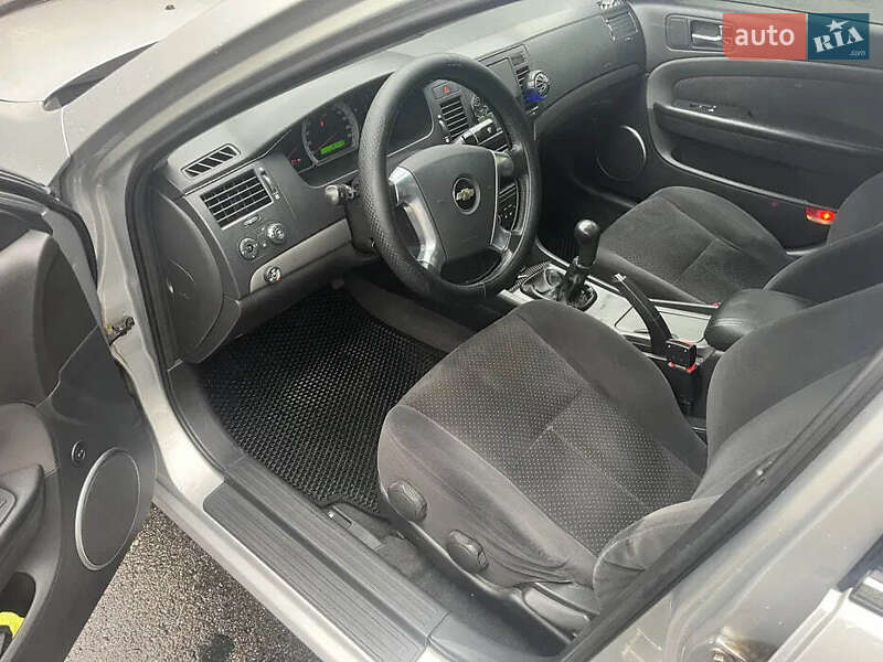 Седан Chevrolet Epica 2007 в Сумах