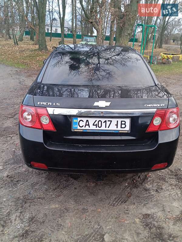 Седан Chevrolet Epica 2006 в Звенигородці