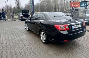 Седан Chevrolet Epica 2006 в Киеве